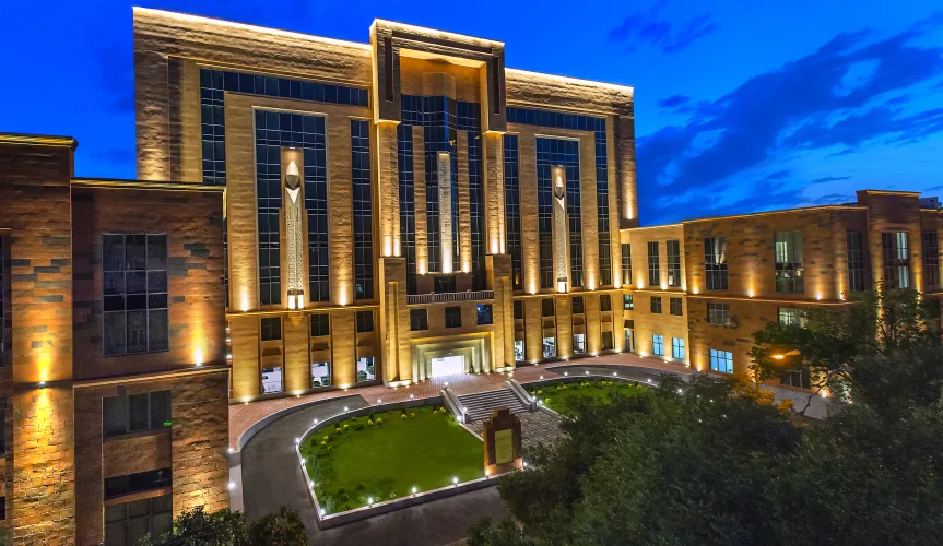 Zvartnots–Ani Grand Yerevan